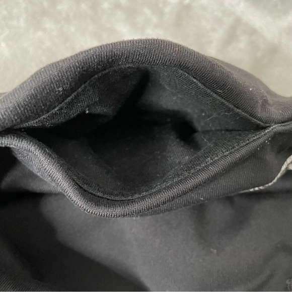 Victoria’s Secret Sport VSX Knockout Black Capri Leggings Set of 2 Size S - Picture 13 of 16